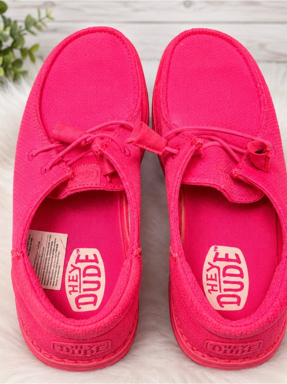 💕 HEYDUDE Wendy Funk Mono Sparkle – Electric Pink – Women’s Size 7